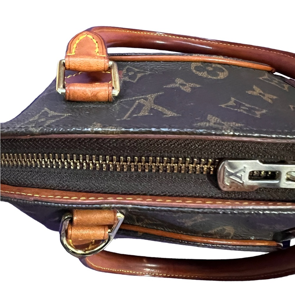 Authentic Vintage Louis Vuitton Monogram Ellipse PM Handbag - Picture 9 of 17